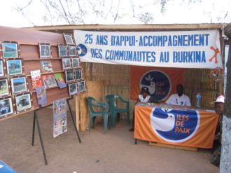 06 Le Stand Iles De Paix